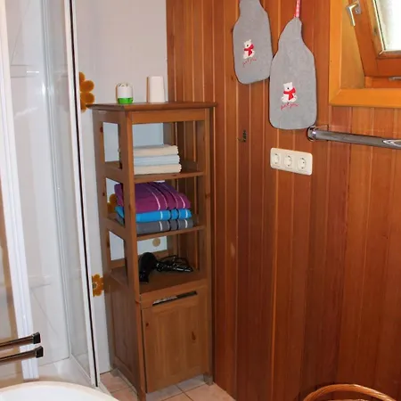 Lissis Alpennest 別荘 ゴーザウ