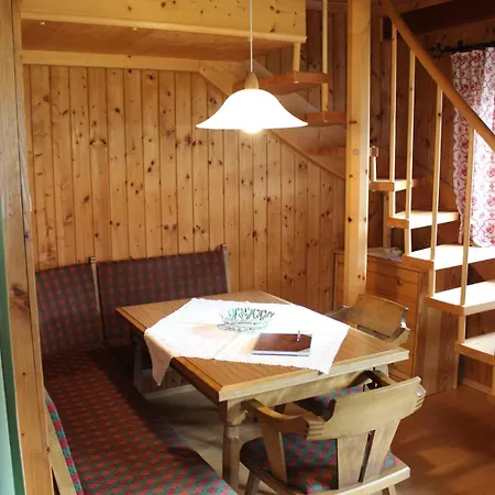 Lissis Alpennest Hébergement de vacances *
