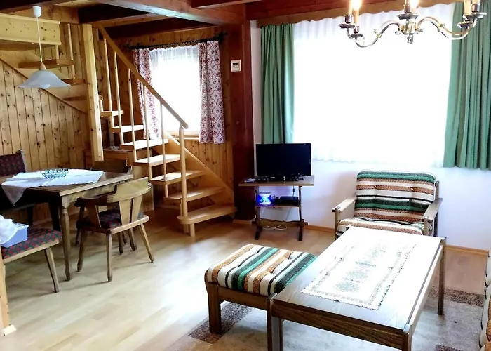 Lissis Alpennest Nyaraló